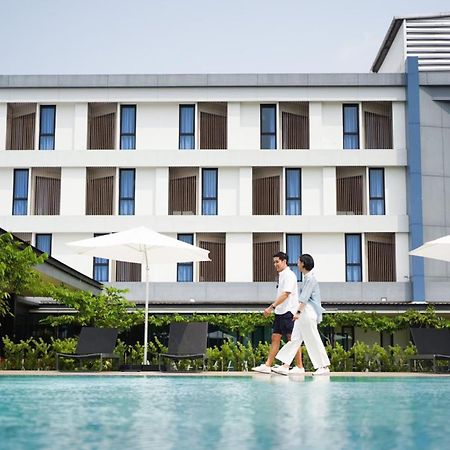 צ'נטאבורי Blue Rabbit Hotel מראה חיצוני תמונה