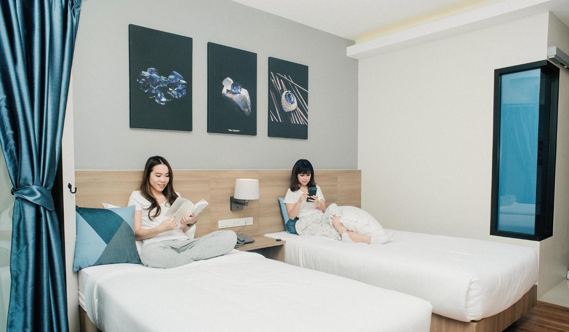 צ'נטאבורי Blue Rabbit Hotel מראה חיצוני תמונה
