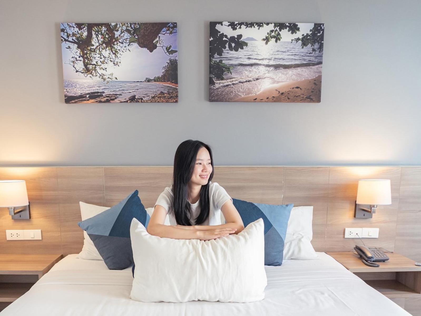 צ'נטאבורי Blue Rabbit Hotel מראה חיצוני תמונה